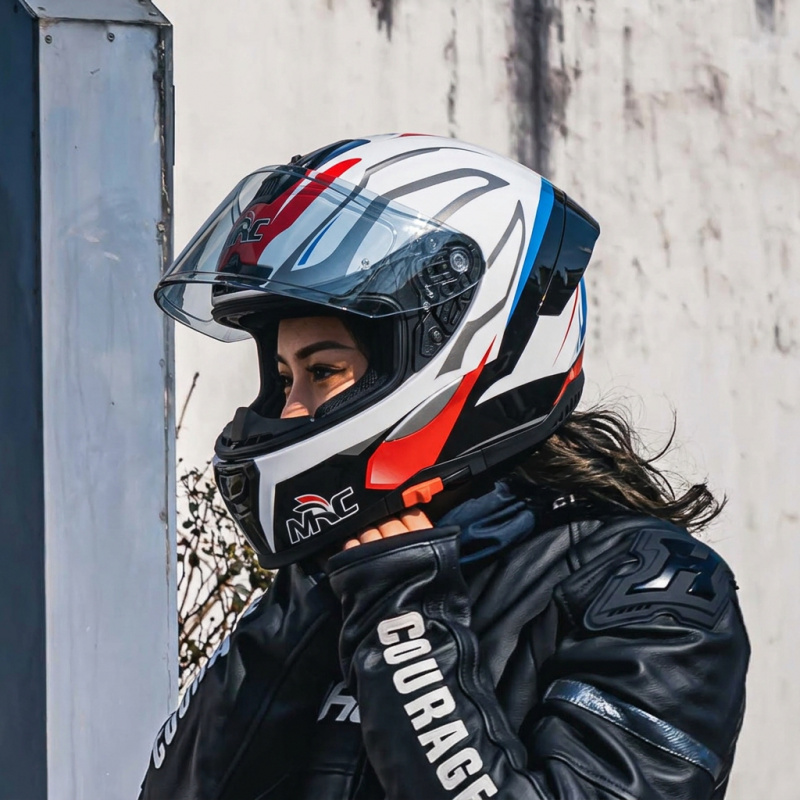 Dual Visor Motorcycle Racing Helmet - Мотошлем-модуляр 2026 MRC с откидной лицевой